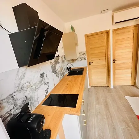 Les Appartements De Nana 6 - Studio Hypercentre, Rue Meynadier, Palais & Plage, Clim, Wifi Cannes Exterior photo